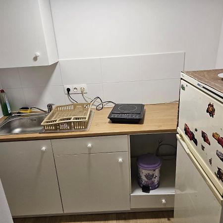 7Dab Rotten 4B2 Contactless Self Check-In Budapest Chambre photo